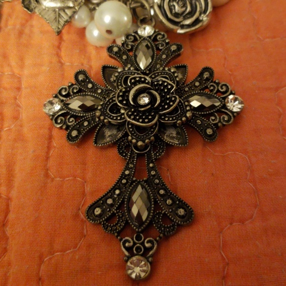 Statement necklace - Picture 2 of 4